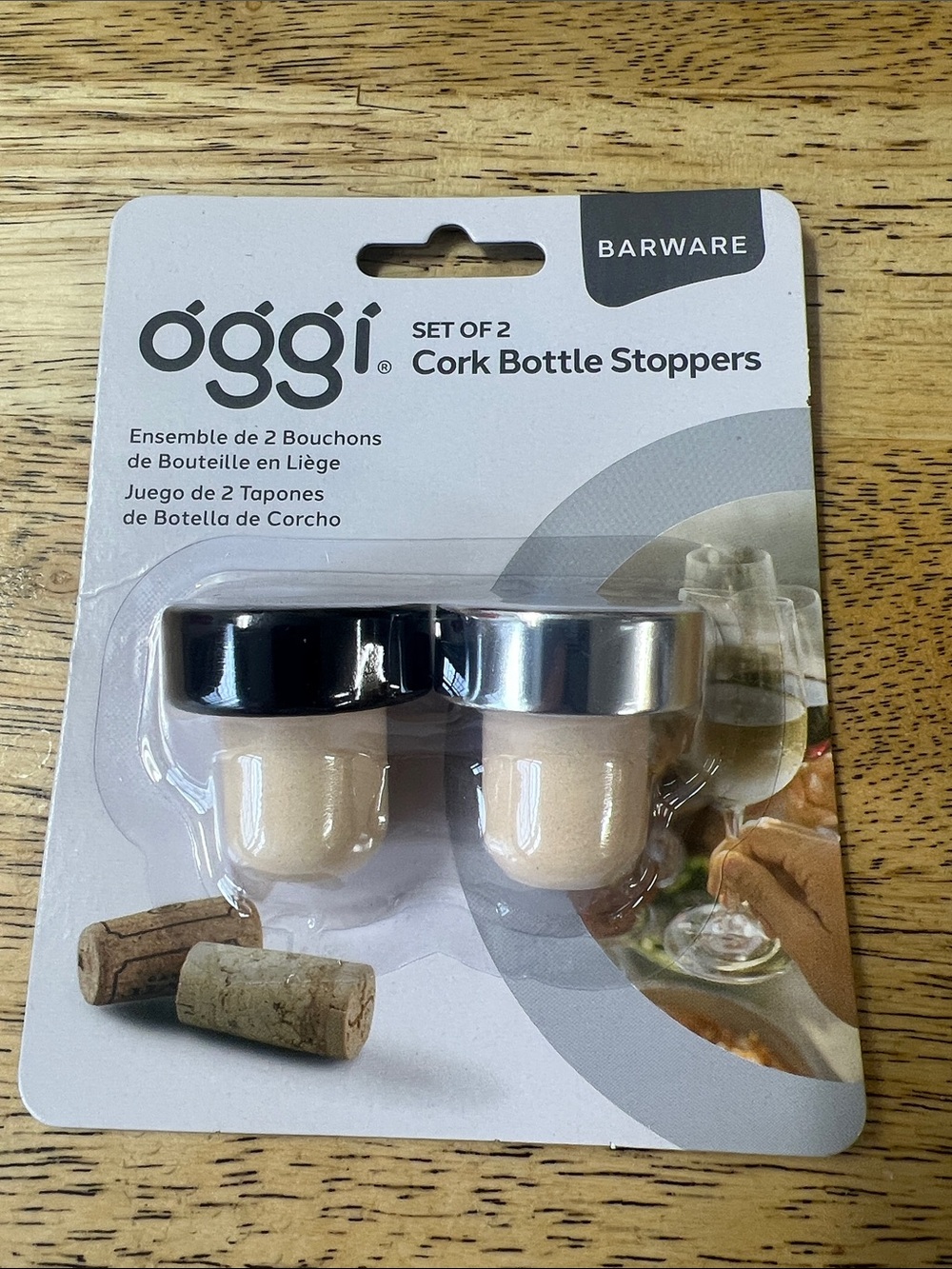 oggi Barware Set of 2 Cork Bottle Stoppers in Black and Silver H01